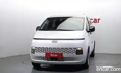 Hyundai Staria 2022 2.2 автомат (гидро), миниатюра 3
