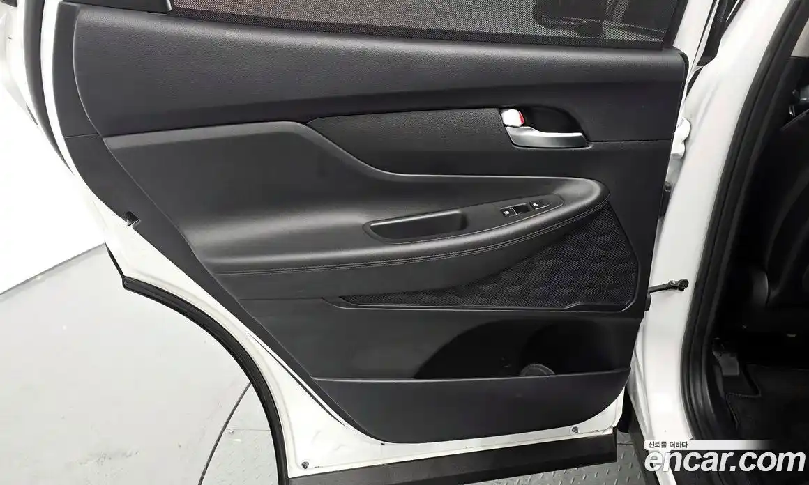 Hyundai Santa Fe 2022 2.5 автомат (гидро), фото 15