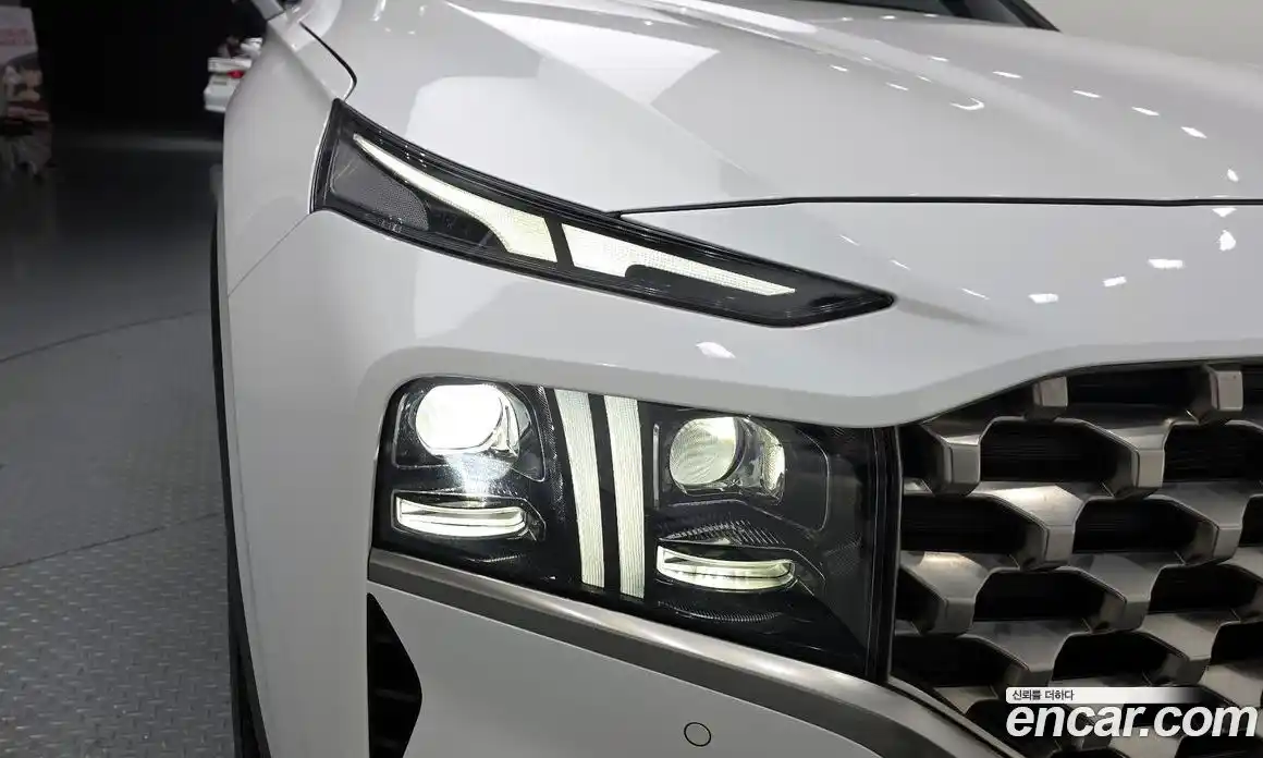 Hyundai Santa Fe 2022 2.5 автомат (гидро), фото 8