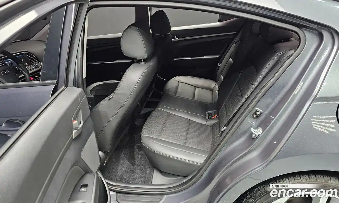 Hyundai Avante 2018 1.6 гидро, фото 16