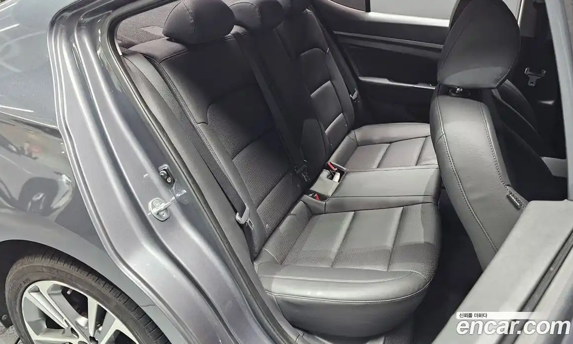 Hyundai Avante 2018 1.6 гидро, фото 18