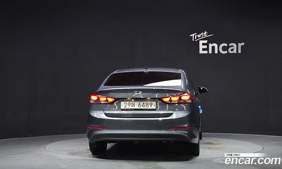 Hyundai Avante 2018 1.6 гидро, фото 4