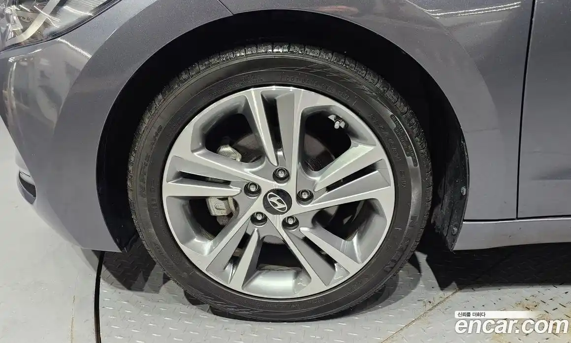 Hyundai Avante 2018 1.6 гидро, фото 5