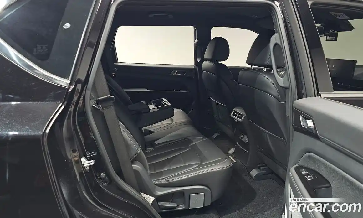 SsangYong Rexton 2025 2.2 автомат (гидро), фото 16