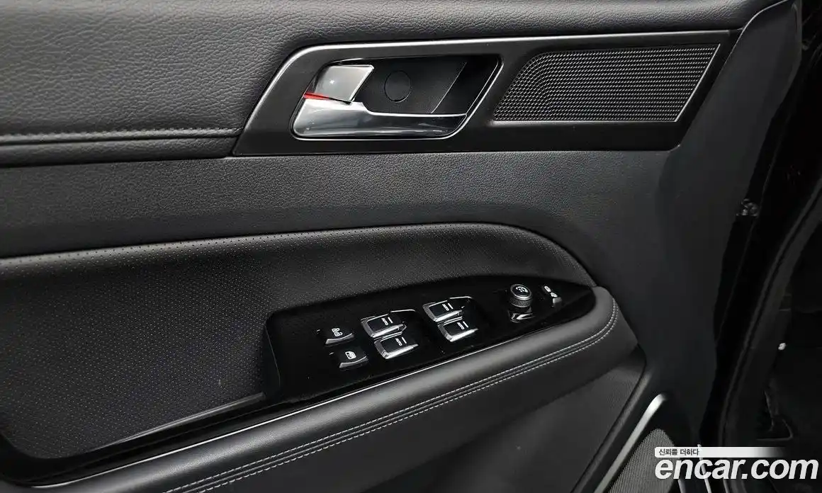 SsangYong Rexton 2025 2.2 автомат (гидро), фото 32