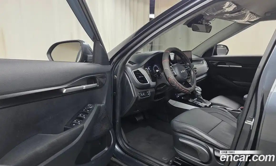 Kia Seltos 2022 1.6 автомат (гидро), фото 10