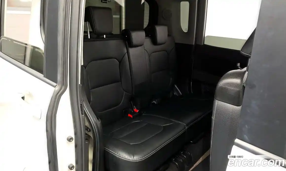 Kia Ray 2022 1.0 автомат (гидро), фото 17
