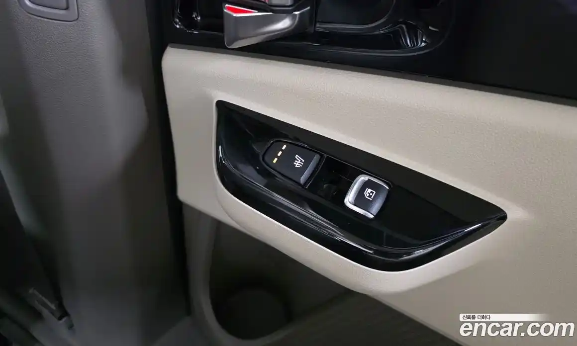 Kia Carnival 2023 2.2 автомат (гидро), фото 24
