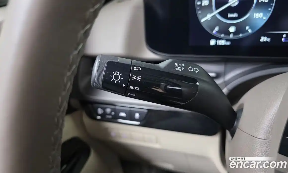 Kia Carnival 2023 2.2 автомат (гидро), фото 27