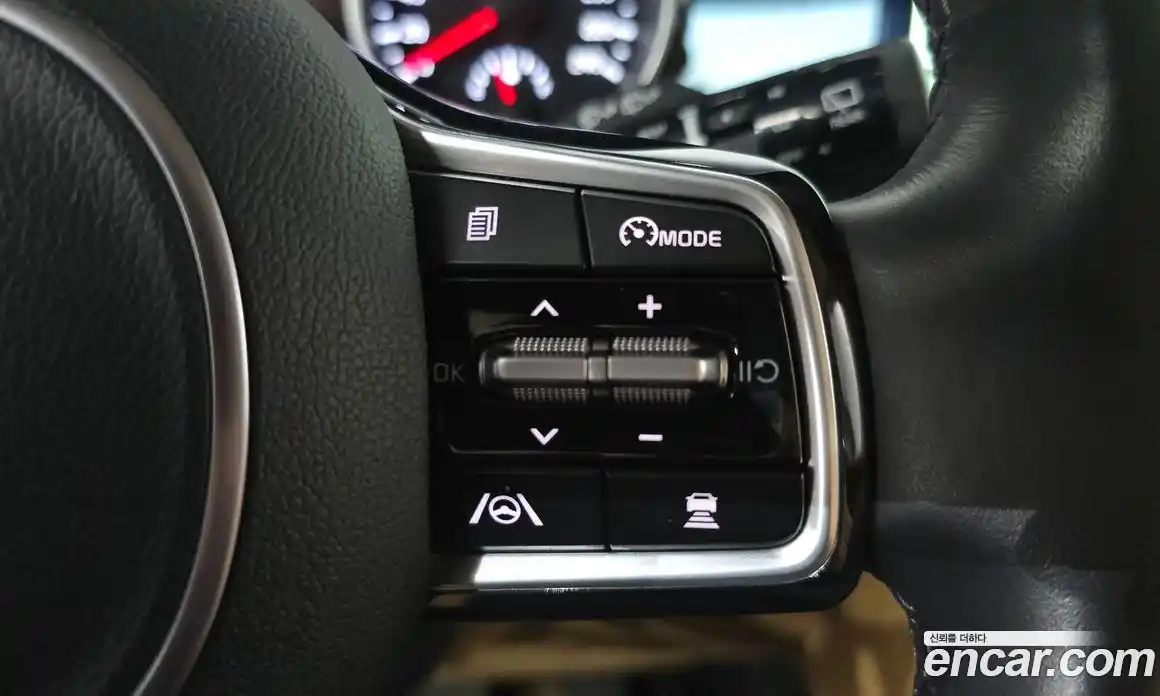 Kia Carnival 2023 3.5 автомат (гидро), фото 22