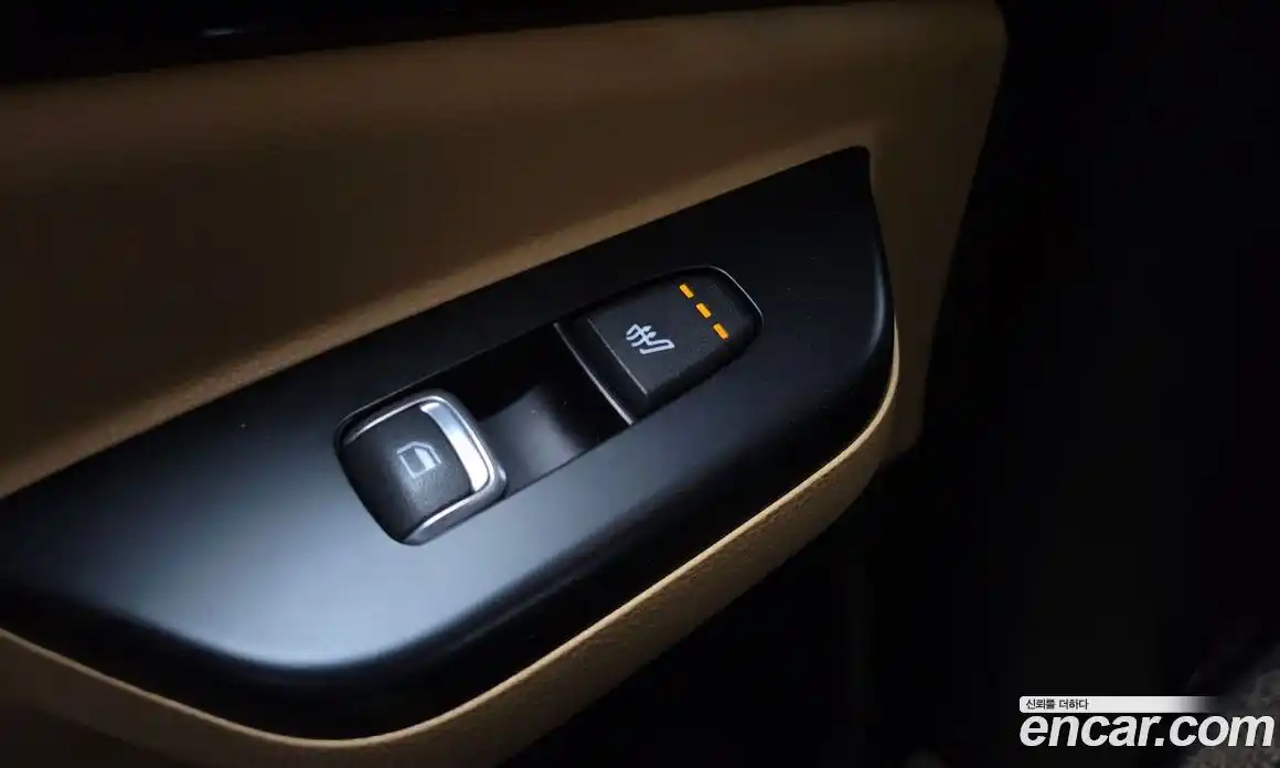 Kia Carnival 2023 3.5 автомат (гидро), фото 24