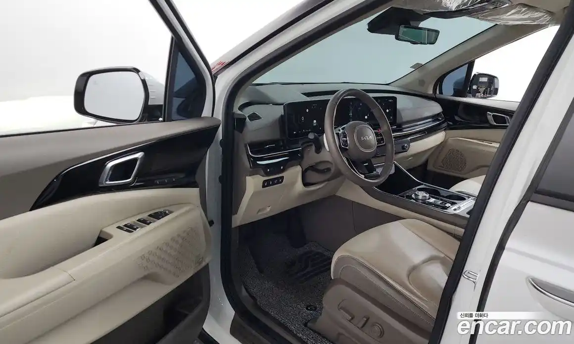 Kia Carnival 2024 1.6 автомат (гидро), фото 13