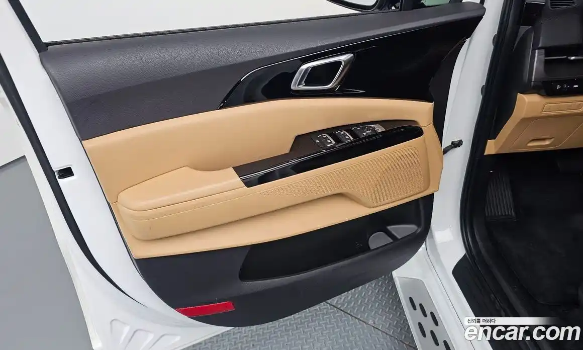 Kia Carnival 2022 2.2 автомат (гидро), фото 14