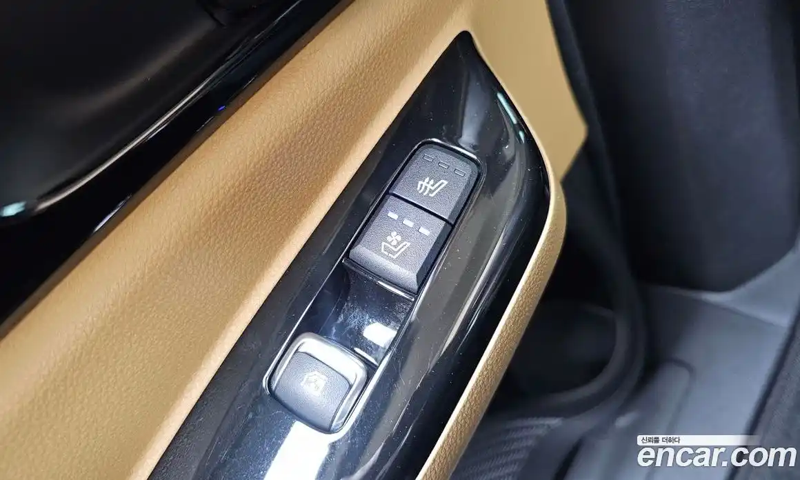 Kia Carnival 2022 2.2 автомат (гидро), фото 30