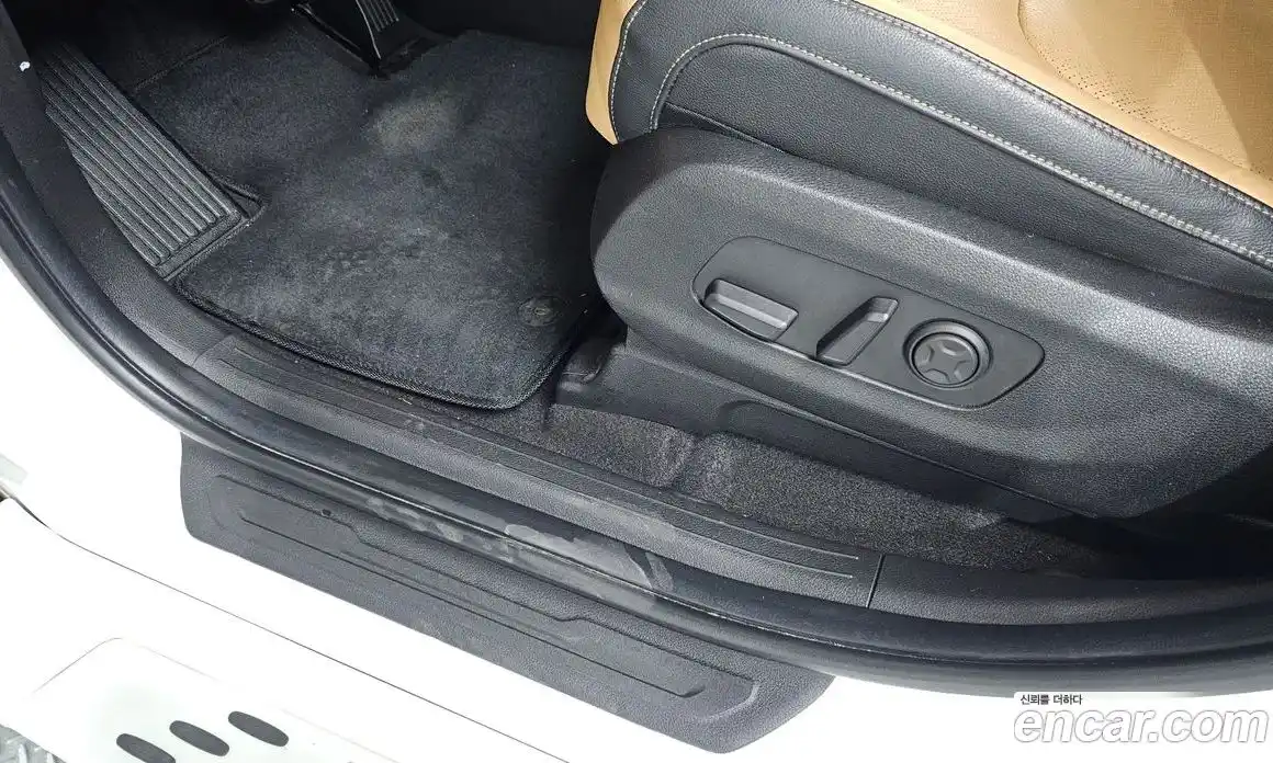 Kia Carnival 2022 2.2 автомат (гидро), фото 31