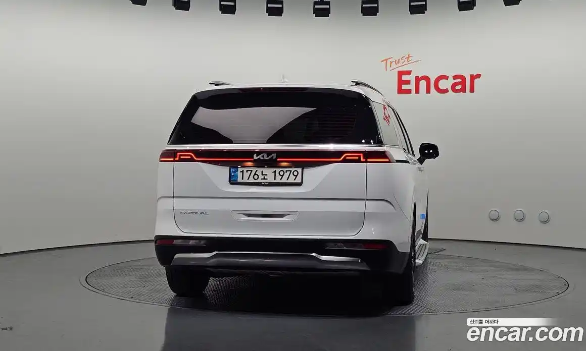 Kia Carnival 2022 2.2 автомат (гидро), фото 4