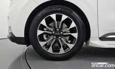 Kia Carnival 2022 2.2 автомат (гидро), миниатюра 5