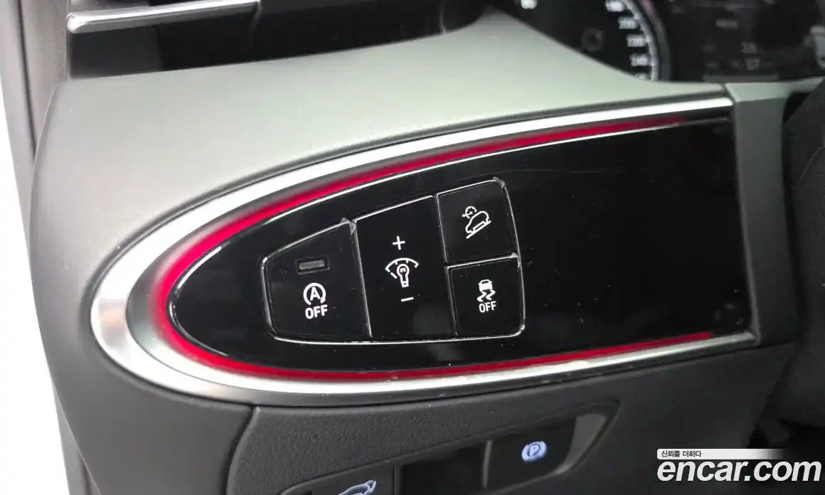 Genesis GV70 2022 2.5 автомат (гидро), фото 28
