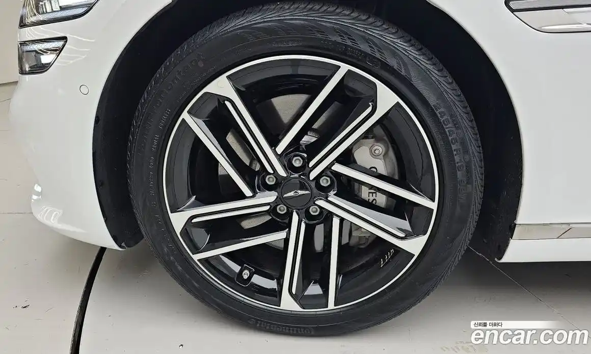 Genesis G80 2024 2.5 автомат (гидро), фото 5