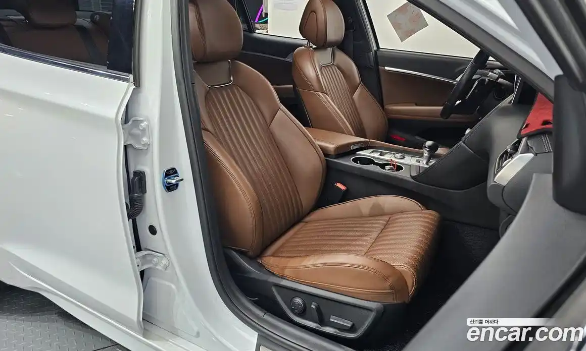 Genesis G70 2018 2.0 гидро, фото 18