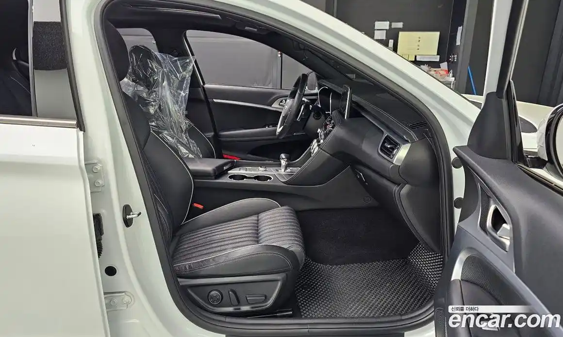 Genesis G70 2019 2.0 гидро, фото 12