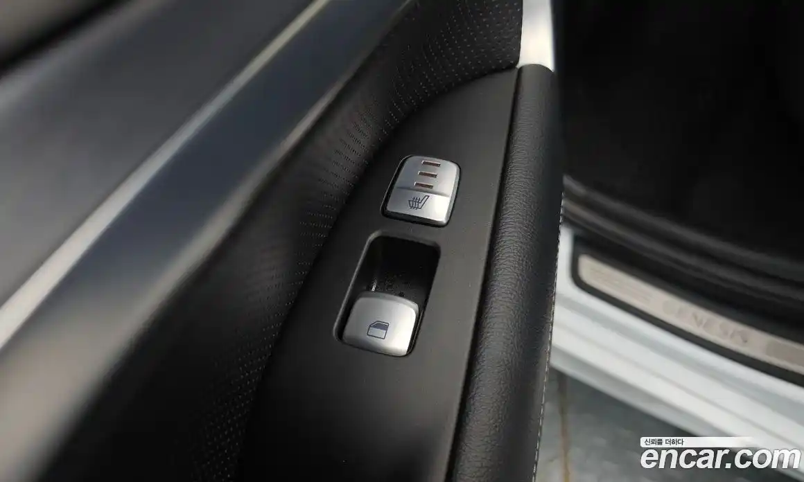 Genesis G70 2019 2.0 гидро, фото 18
