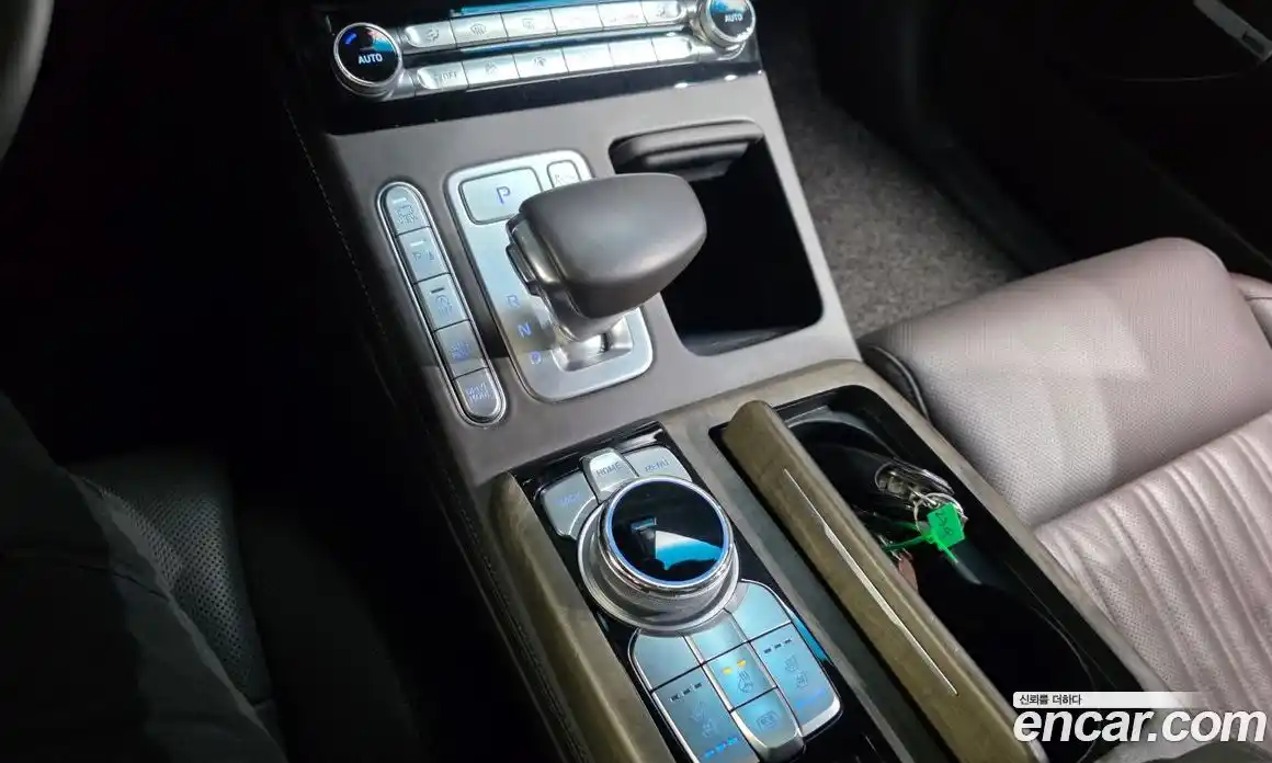 Genesis G90 2019 3.8 гидро, фото 12