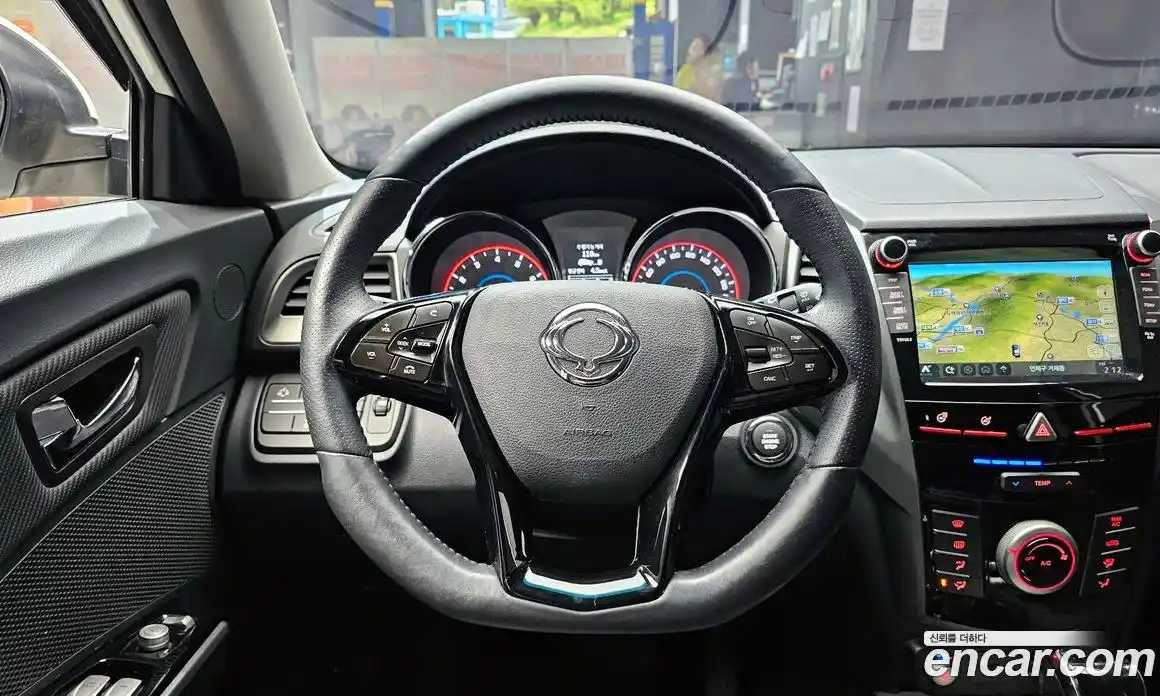 SsangYong TIBOLI 2019 1.6 автомат (гидро), фото 13