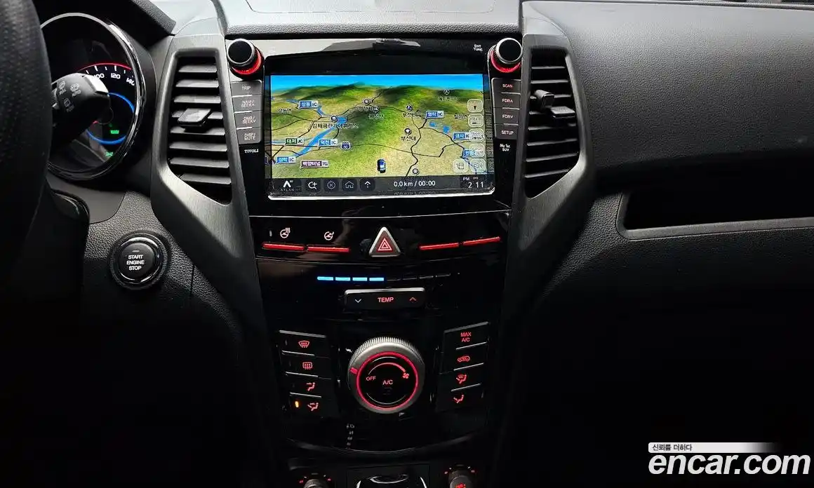 SsangYong TIBOLI 2019 1.6 автомат (гидро), фото 14