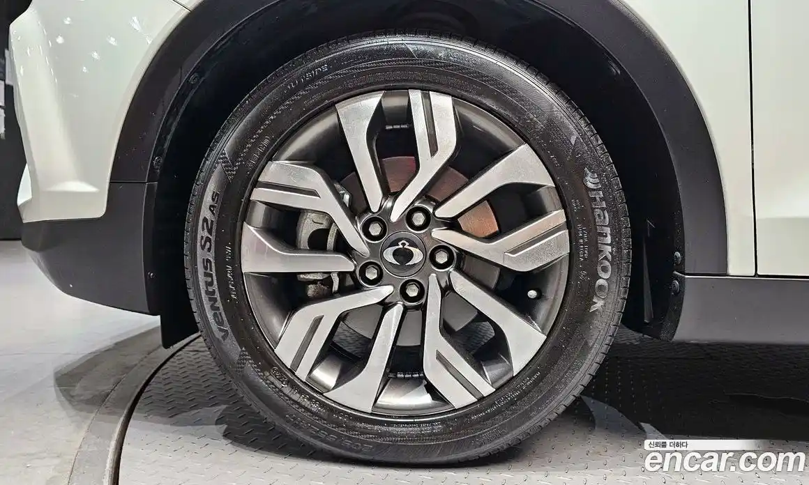 SsangYong TIBOLI 2019 1.6 автомат (гидро), фото 5