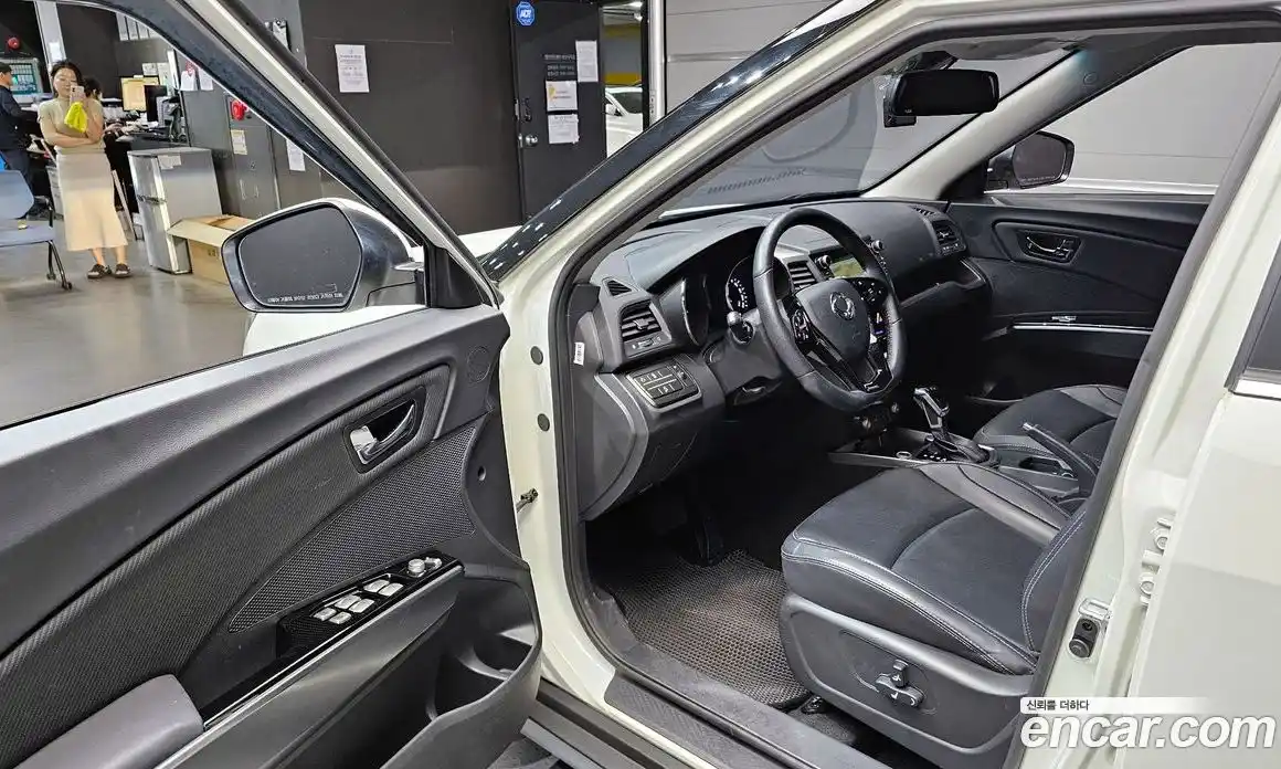 SsangYong TIBOLI 2019 1.6 автомат (гидро), фото 10