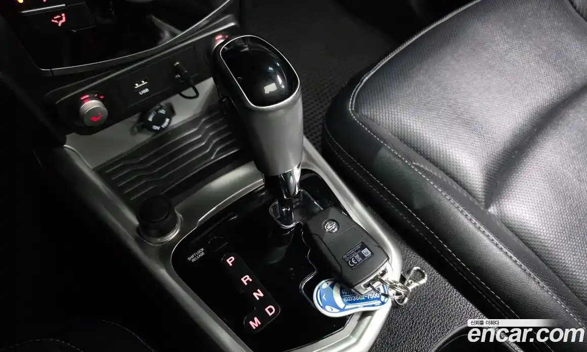 SsangYong TIBOLI 2015 1.6 автомат (гидро), фото 12
