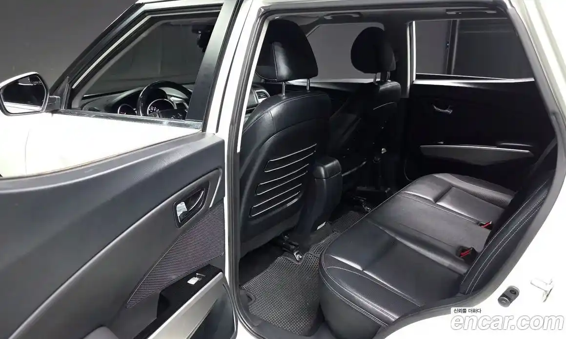 SsangYong TIBOLI 2015 1.6 автомат (гидро), фото 17