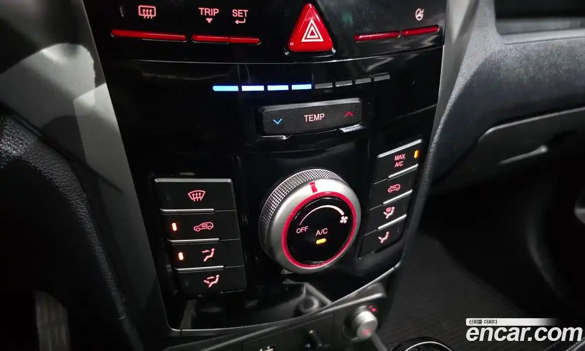 SsangYong TIBOLI 2015 1.6 автомат (гидро), фото 22