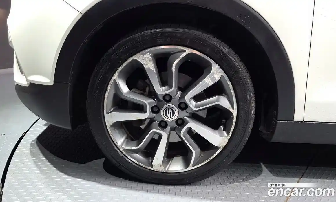 SsangYong TIBOLI 2015 1.6 автомат (гидро), фото 5