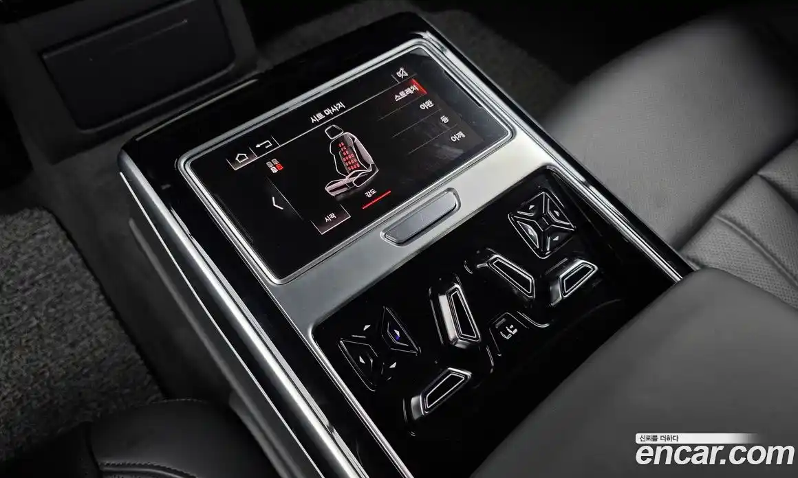 Audi A8 2021 3.0 автомат (гидро), фото 24