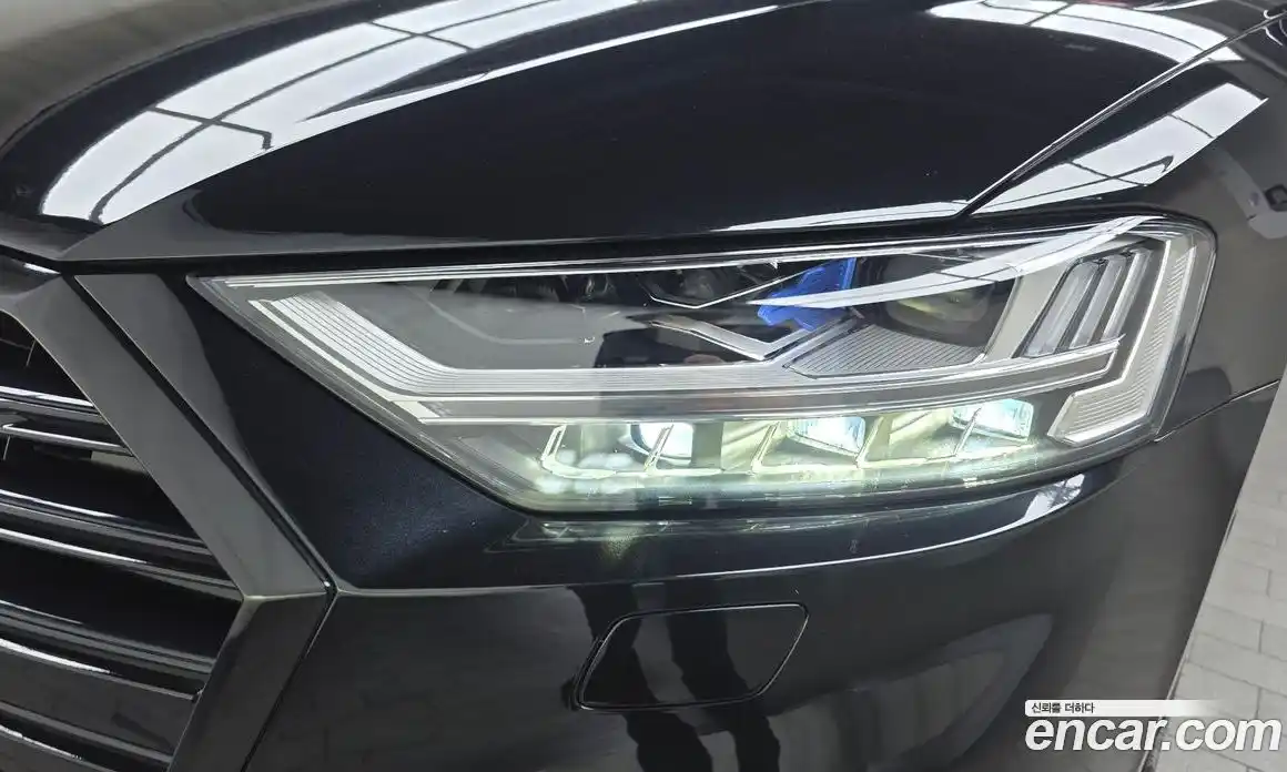Audi A8 2021 3.0 автомат (гидро), фото 8