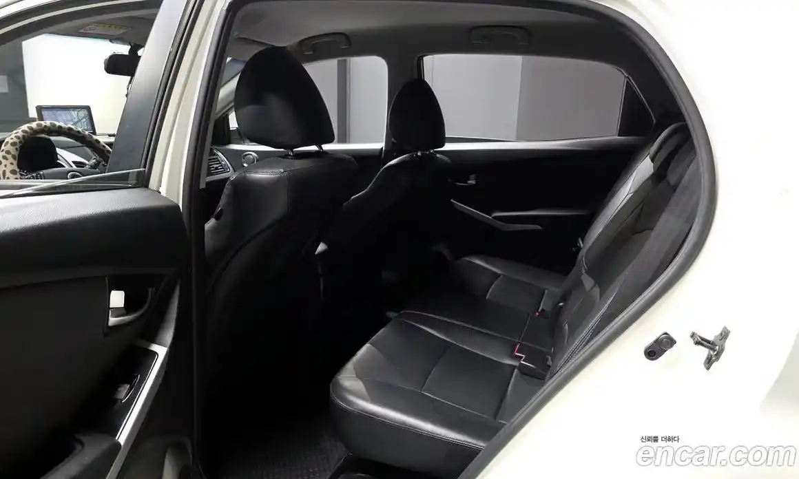 SsangYong Korando 2014 2.0 автомат (гидро), фото 16