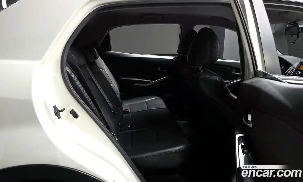 SsangYong Korando 2014 2.0 автомат (гидро), фото 17