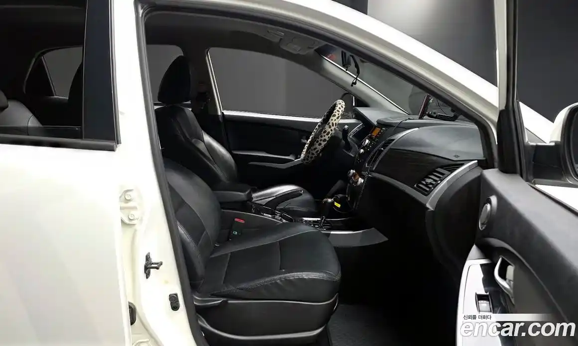 SsangYong Korando 2014 2.0 автомат (гидро), фото 18