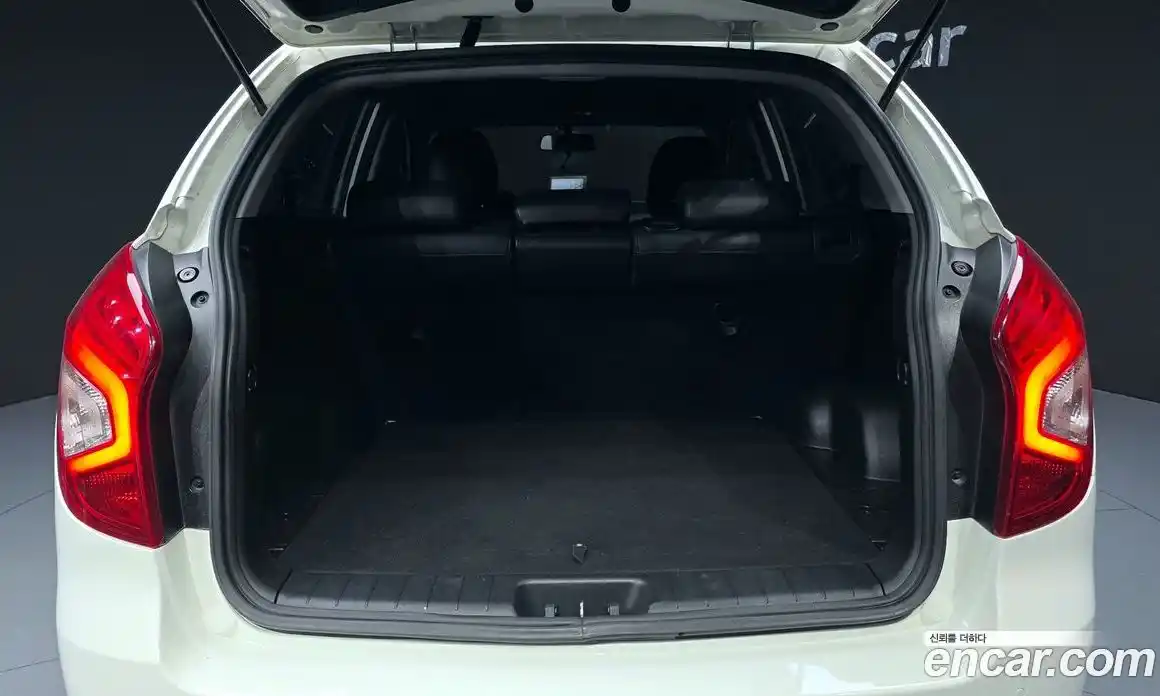 SsangYong Korando 2014 2.0 автомат (гидро), фото 25