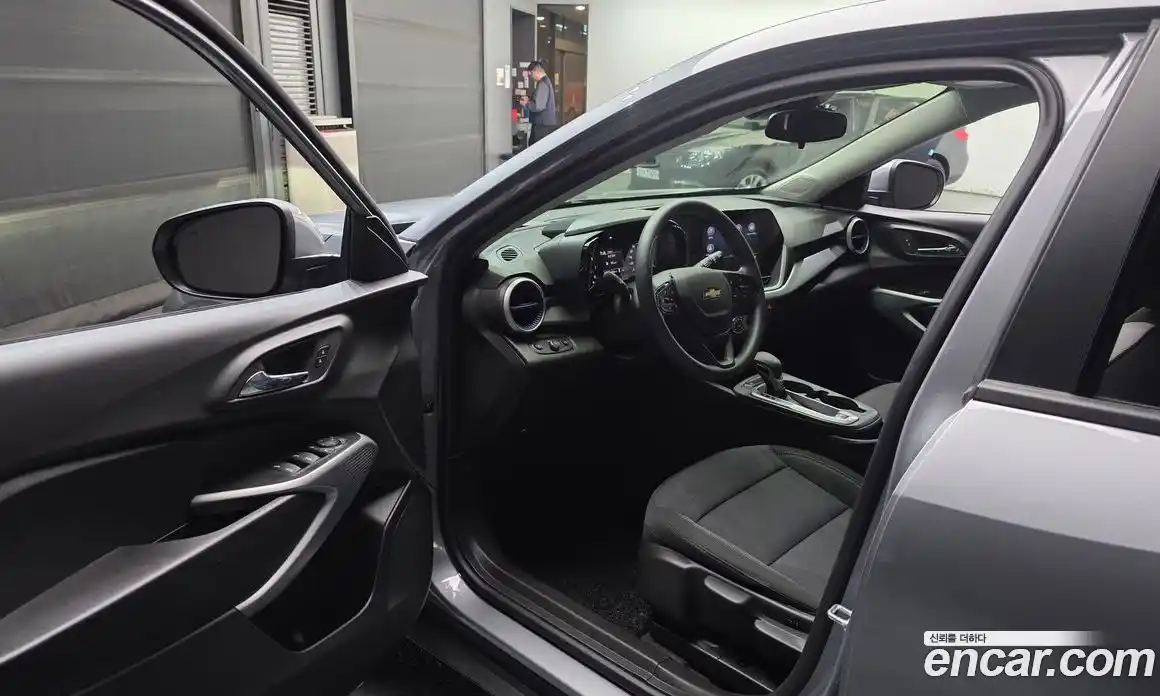Chevrolet Trax 2025 1.2 гидро, фото 13