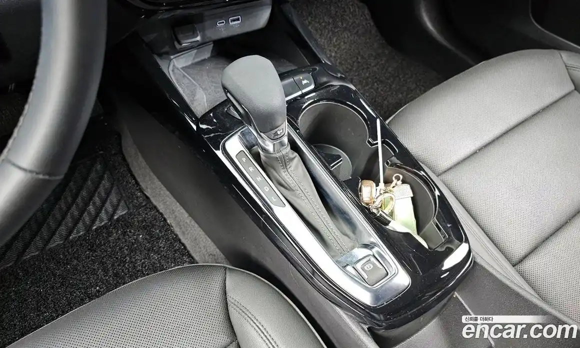 Chevrolet Trax 2023 1.2 гидро, фото 12