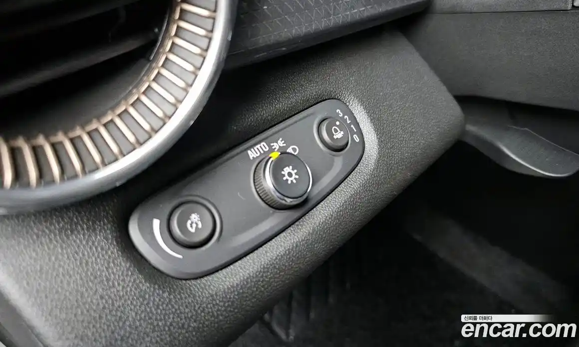 Chevrolet Trax 2023 1.2 гидро, фото 24