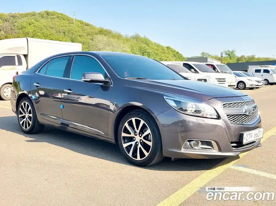 Chevrolet Malibu 2015 2.0 гидро, фото 1