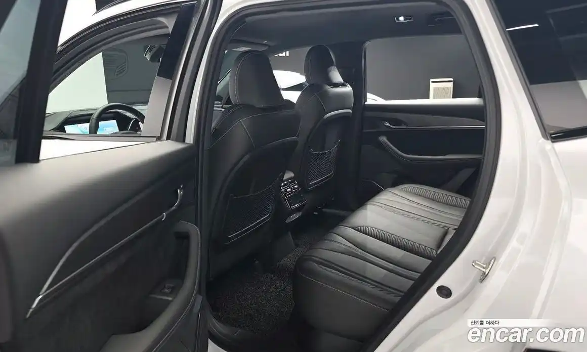 Renault Grand Koleos 2025 1.5 гидро, фото 12