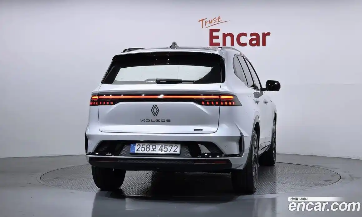 Renault Grand Koleos 2025 1.5 гидро, фото 4