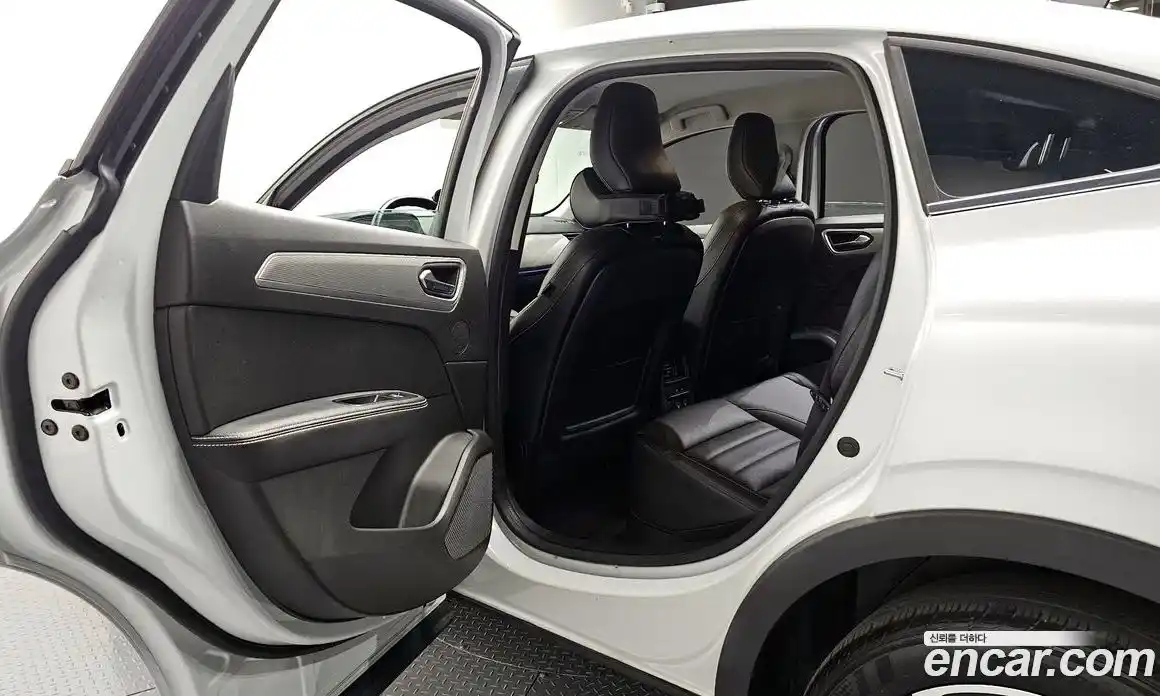Renault XM3 2023 1.6 гидро, фото 12
