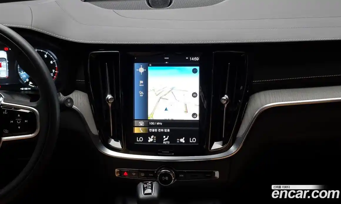 Volvo V60 2020 2.0 автомат (гидро), фото 20