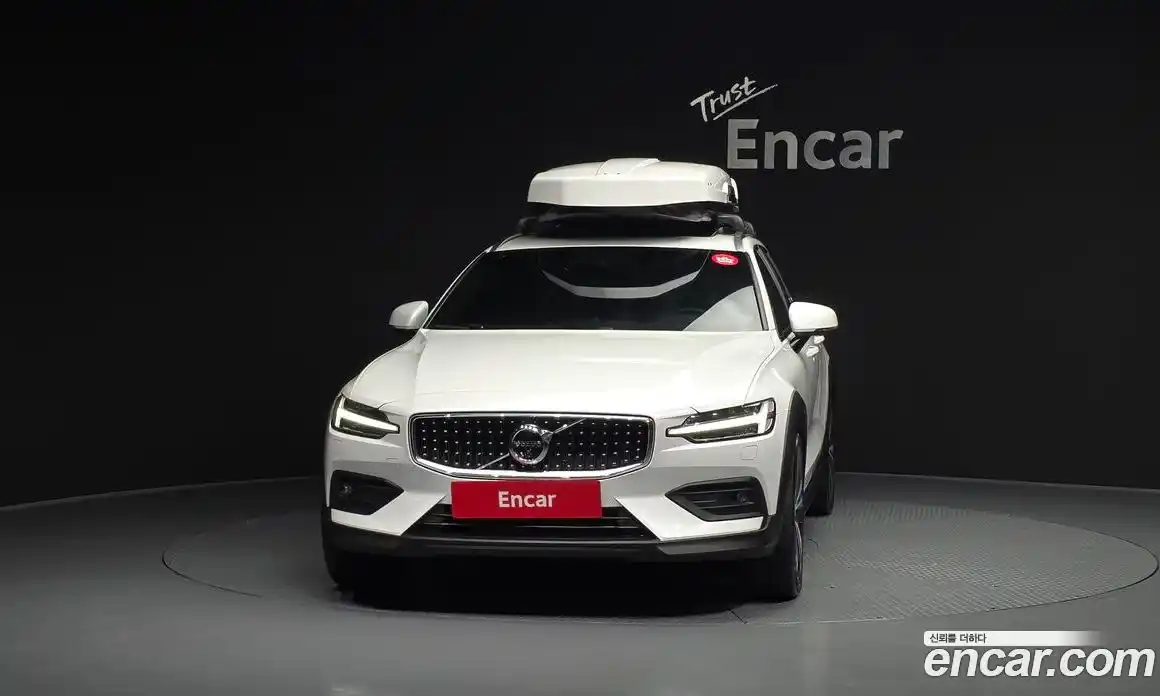 Volvo V60 2020 2.0 автомат (гидро), фото 3